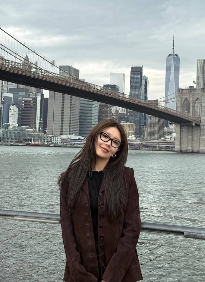 소녀시대 수영, 뉴욕 여행 근황 공개...간절기 레이어드 룩으로 스타일리시 매력 8 o 1jm5dl5kv1bk699n1c4p3eub6tq