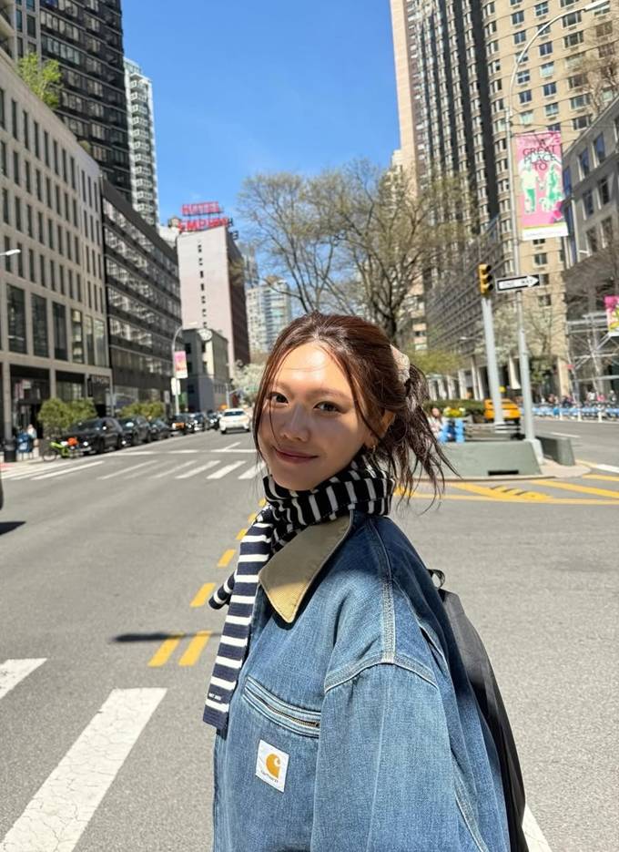 소녀시대 수영, 뉴욕 여행 근황 공개...간절기 레이어드 룩으로 스타일리시 매력 6 o 1jm5dl5kvahu2dfcil1pir14vtp